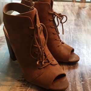 Jessica Simpson suede peep toe heels